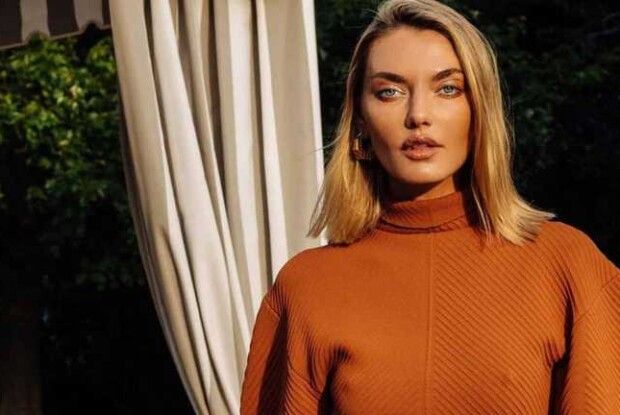 Українська модель показала спокусливі знімки в купальнику (Фото)