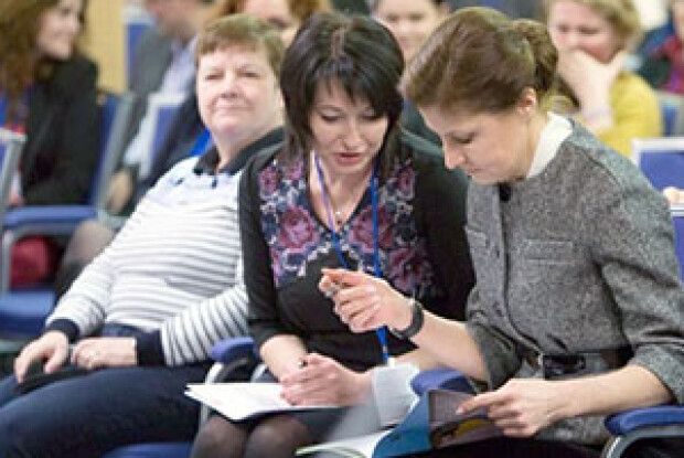 ПЕРША ЛЕДІ ПОДЯКУВАЛА ЗА НЕБАЙДУЖІСТЬ*
