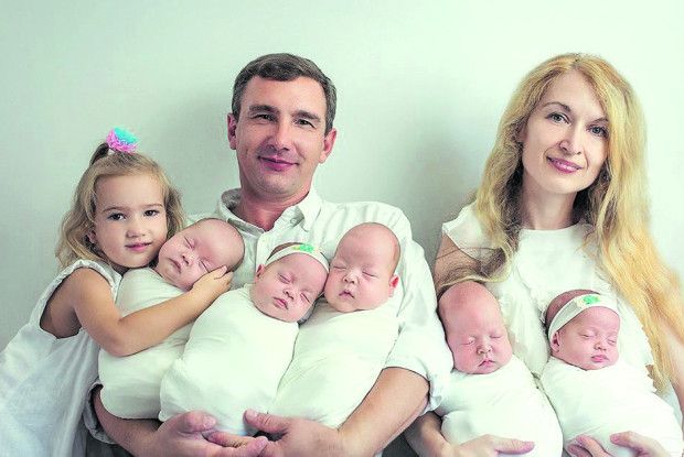 Оксану Кобелецьку, яка народила п’ятірню, уже через півроку покинув чоловік