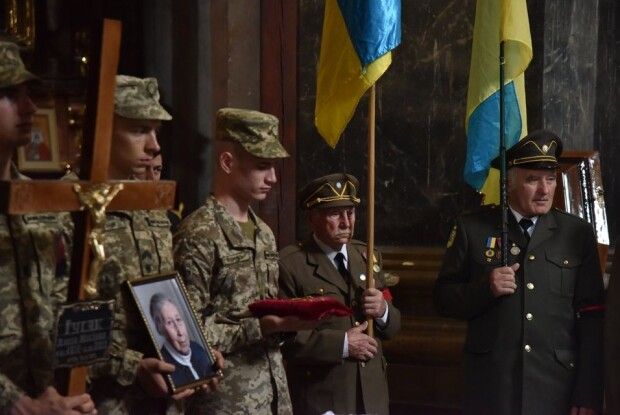 У Львові попрощалися з останньою зв’язковою Шухевича Дарією Гусяк