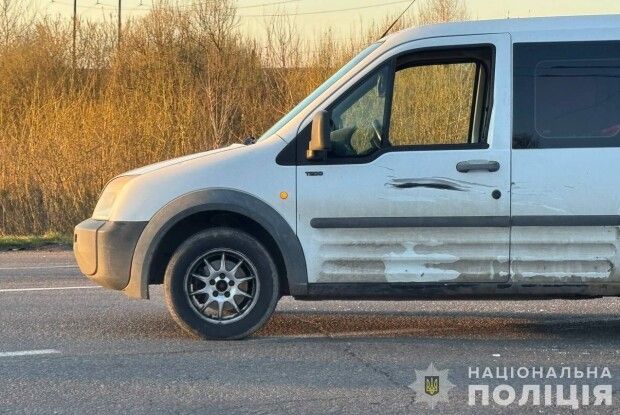 У селі на Волині велосипедистка потрапила під автомобіль, - поліція (Фото)
