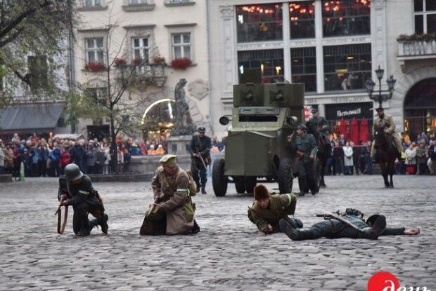 У Львові відтворили сторічний бій за місто між українцями та поляками