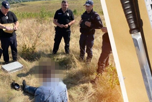 Мати вчителя, що вбив школярів на Вінничині, стверджує, що її сина довели до злочину