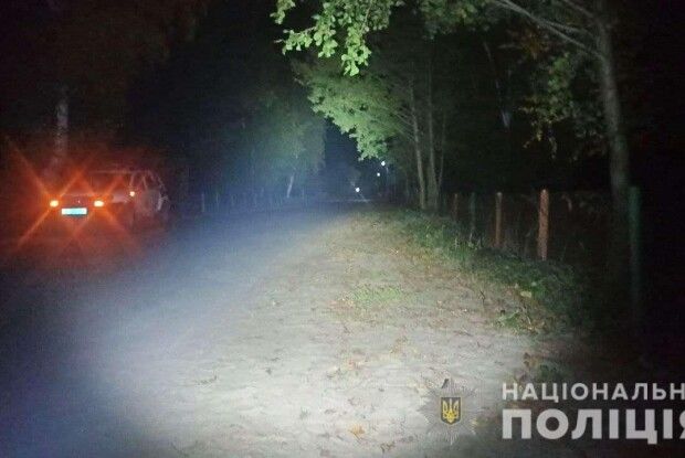 На Рівненщині юний водій залишився без гомілки, а мотоцикл загадково зник з місця ДТП