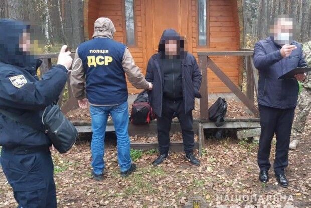 Поліція затримала двох кримінальних авторитетів на Рівненщині (Фото)