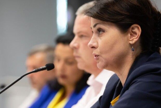 Ірина Фріз: Міністр оборони, який заявляє про недосяжність стандартів НАТО для України, має піти у відставку