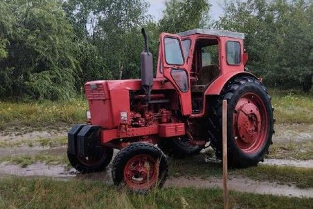 Лихо: багатодітну мешканку Рівненщини буревій позбавив даху над головою