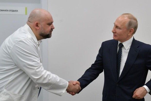 Олег Сенцов: &laquo;Не з нашим щастям, та все ж&raquo;: у лікаря, який зустрічався з Путіним, виявили коронавірус
