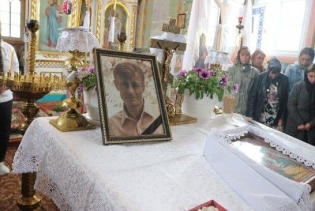 Залишився з пораненим командиром – і двоє загинули: на Волині попрощалися з Русланом Литвинюком (Фото)