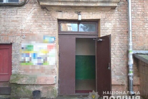 У Рівному 26-річна грабіжниця посеред білого дня відібрала в жінки 1212 гривень (Фото)