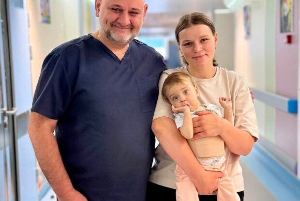 У Києві 10-місячній волинянці пересадили печінку