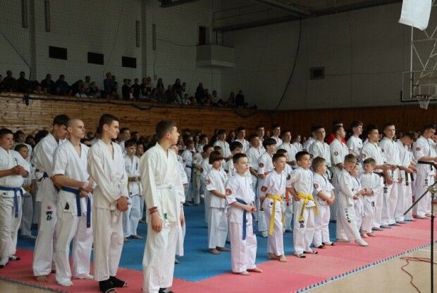 Юні каратисти з усієї Західної України зійшлися в Луцьку на турнірі з кіокушинкай карате