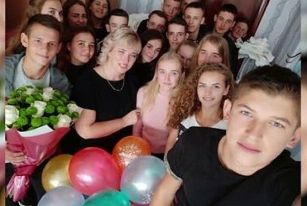 Перший онлайн і останній дзвінок зі школи села Сошичне  (Відео)