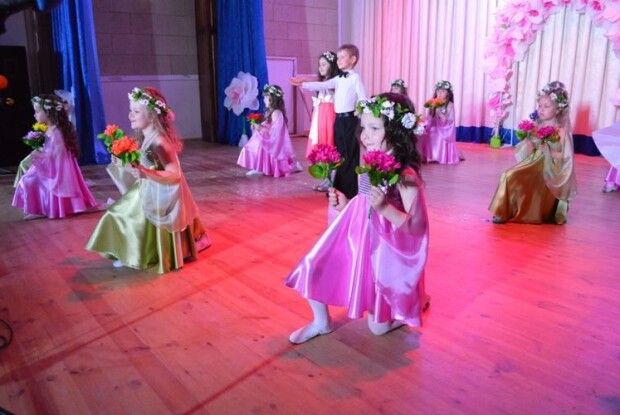 «Барвисті намистинки» у Ковелі – феєрверк дитячих талантів і позитиву (Фото)