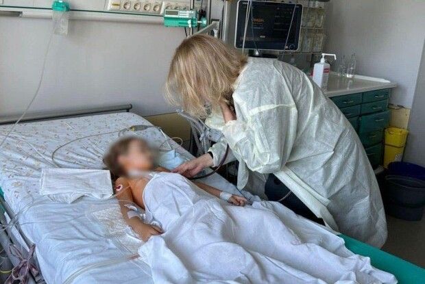 «Вже усміхається»: рідні розповіли про стан дівчинки з Волині, якій зробили трансплантацію серця