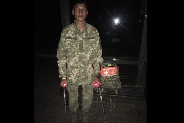 19-річного військового на милицях обманув водій-аферист