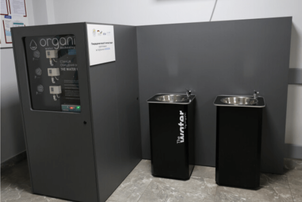 У школах Луцька запрацювали питні фонтанчики