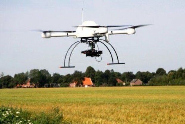 Десантники затримали львів'янина за зйомку військової частини з дрона