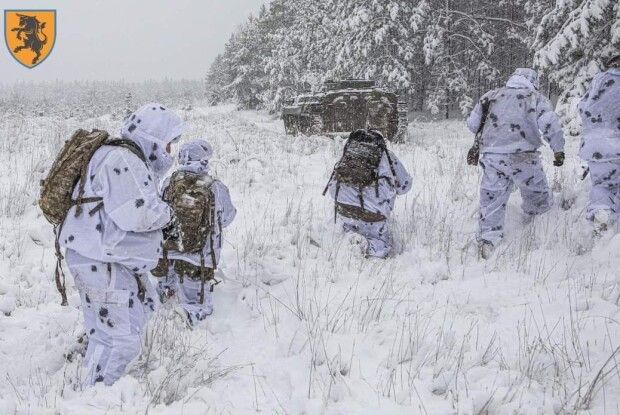 Ворог наступає на кількох напрямках: що відбувається на фронті станом на ранок 7 грудня