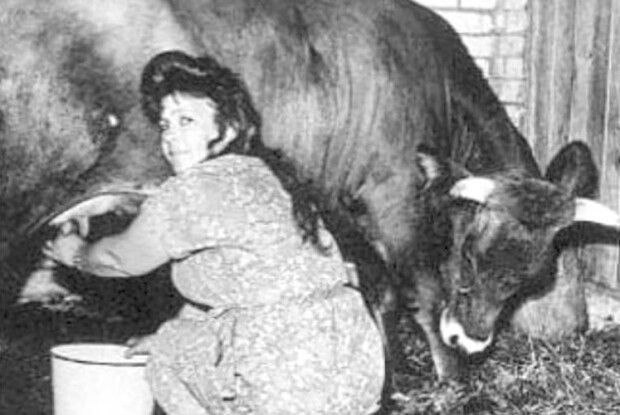 Чому на дружину лукашенка кажуть «дама з коровою»
