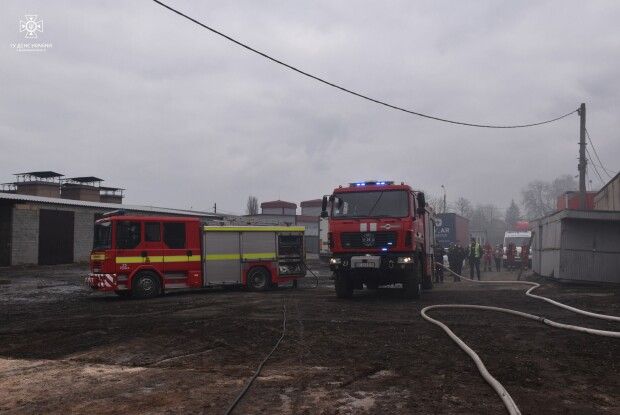 Луцькі рятувальники ледь встигли врятувати життя чоловіку