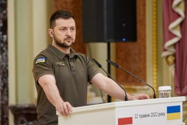 Зеленський прокоментував петицію про дозвіл на виїзд за кордон чоловікам