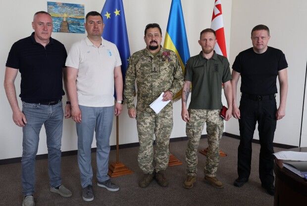 Військовослужбовці з Волині отримали високі державні відзнаки