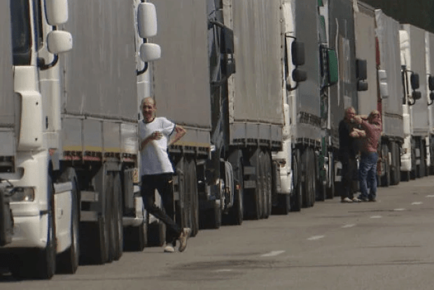 Шукають, де організувати нові пункти пропуску на кордоні з Польщею