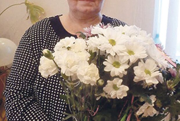 УСІХ ДВАНАДЦЯТЬОХ  ВИКОЛИСАЛА В ОДНІЙ КОЛИСЦІ