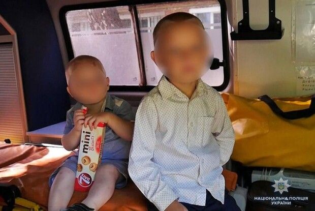 Продала двох синів  за 15 000 гривень