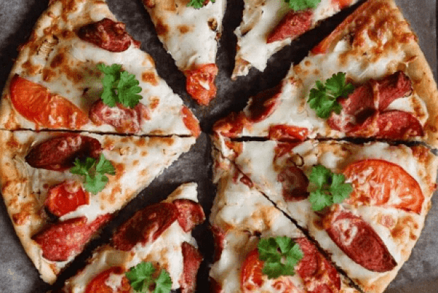 Доставка піци від знаменитого ресторану Monopizza в Луцьку 