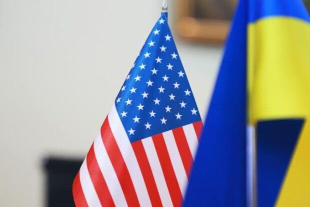 Україна запросила кандидатів у президенти США побачити країну, охоплену війною