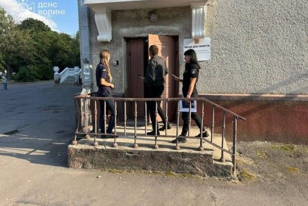 У місті на Волині оштрафували охоронця, який не відчинив укриття під час тривоги