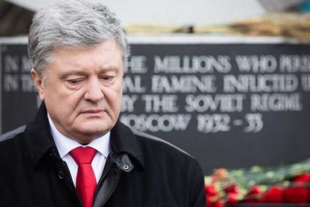 Порошенко вшанував померлих біля першого у світі пам’ятника жертвам Голодоморів