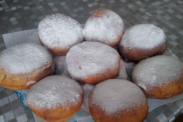 Про Світязь і літо нагадає запашний пончик. Наша ранкова добірка