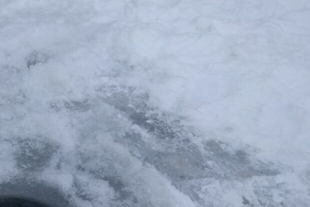 На Рівненщині п'ятеро дітей ковзались на льоду, який провалився: батьків притягнули до адмінвідповідальності