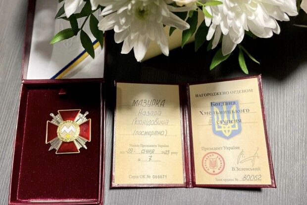 Батькам загиблого Героя з Волині вручили його державну відзнаку 