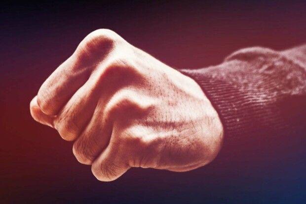 На Волині чоловік підняв руку на 82-річну матір