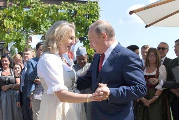Ексміністерка з Відня, яка танцювала з Путіним, працюватиме на Росію