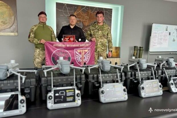 Нововолинськ за майже мільйон купив для ЗСУ п’ять квадрокоптерів