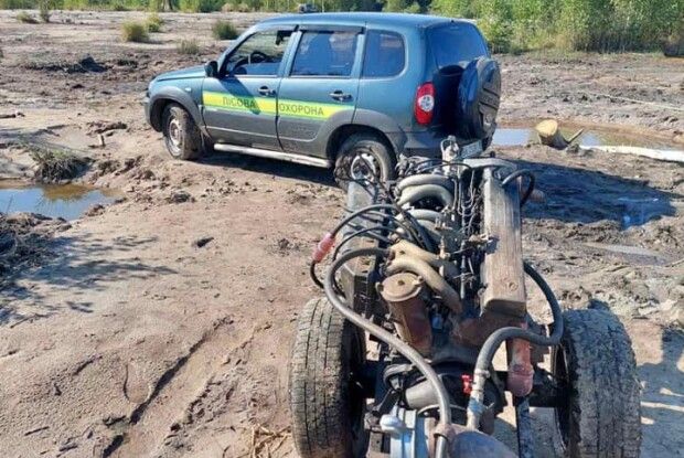 На Поліссі розшукують «чорних копачів»