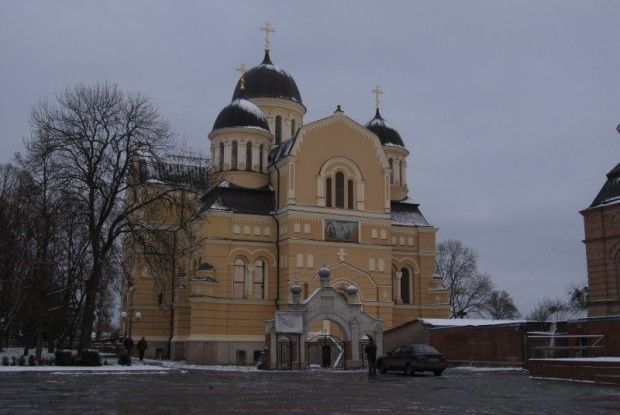 У Берестечку проголосували за перехід до української церкви