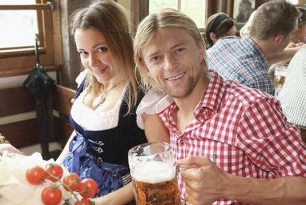 «Тимощук раніше носив прапор України, а зараз «георгіївські стрічки», – дружина волинського футболіста