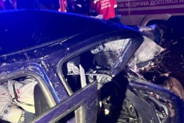 Неподалік Рівного сталася аварія: серед потерпілих - дитина