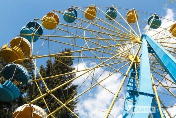 У центральному парку в Луцьку оновлять атракціони