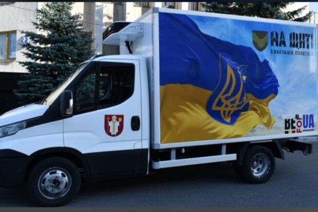 Сьогодні до Луцька третій день поспіль везуть на щиті загиблих Героїв