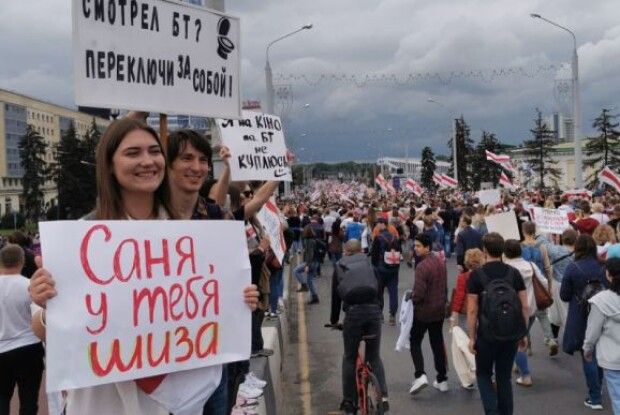 У Білорусі почали відраховувати студентів, які протестують проти Лукашенка