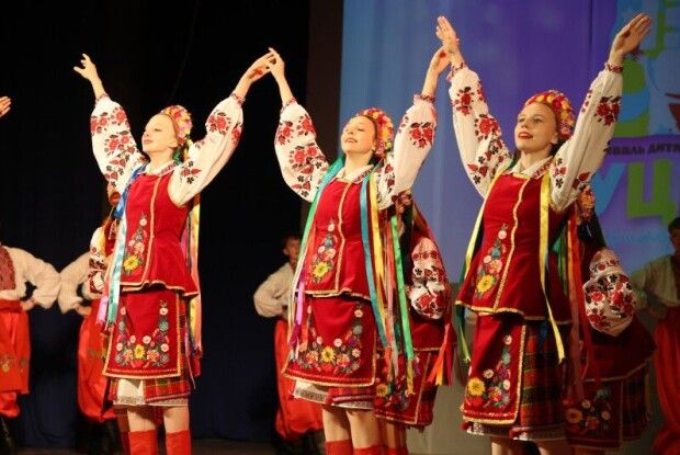 Таланти майбутнього на великій сцені: Луцьк запрошує на свято дитячої творчості