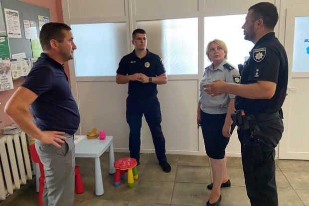 На Волині поліцейські облаштували «зелену» дитячу кімнату (Фото)