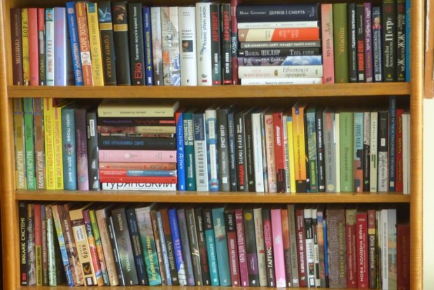 Книжки двох волинських письменників увійшли до Топ-10 книг написаних бездоганною українською мовою